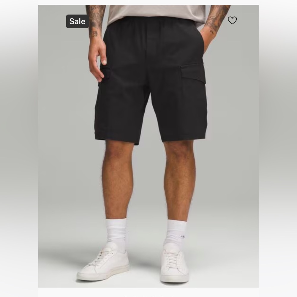 Lululemon VersaTwill Cargo Pocket Short 10”